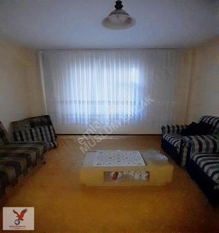 Avcılar D.köşklerde 2+1 Metrobüse 5 Dak.satılık Daire