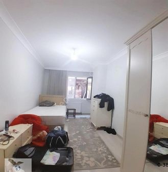 Avcılar Merkezde 2+1 Otoparklı Site İçersinde Satılık Ara Kat