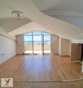 Avcılar Ambarlıda 4+1 Satılık Ön Cephe Dublex Fırsatı