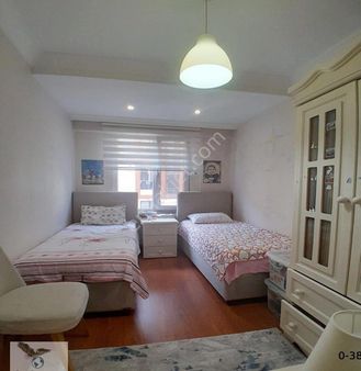 Avcılar Konaklarında 2+1 Otoparklı Site İçerisinde Ara Kat