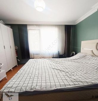 Avcılar Cihangirde 2+1 16 Yaşında Önü Açık Daire