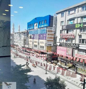 Avcılar Marmara Caddesinde Asansörlü Satılık Dükkan Fırsatı !!