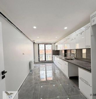 Avcılar Merkezde Sıfır 2+1 Kullanışlı Satılık Daire