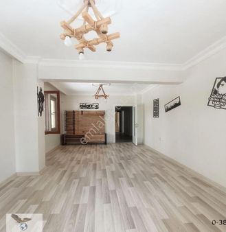 Avcılar D.köşklerde 2+1 Her Katta Tek Daire Satılık