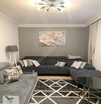 Avcılar Cihangirde 2+1 Geniş Kullanışlı Satılık Bahçe Katı