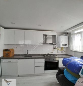 Avcılar Cihangirde Metrobüse Yakın 4+2 Ayrı Girişli Satılık Fırsat Daire