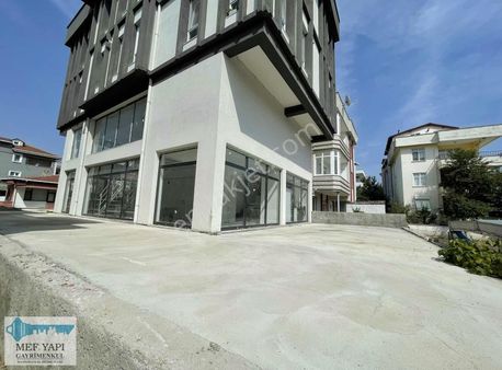Mef E Yapı'dan Değirmenaltında Satılık 3 Katlı Dükkan