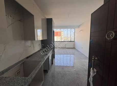 Fume'den Mezitli'de Kiralık Geniş 1+1 Daire