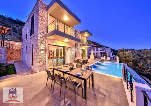 Vadim'den Daha İyisini Arayanlar İçin 1200 Mt Tek Tapu Arsa