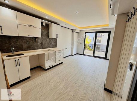 Plevne Mahallesi Satılık Lüks 1+1 Daire