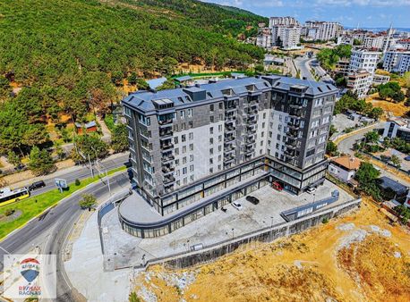 Eşref Bitlis Bulvarı Cepheli 1215m² Açık Otoparklı İşyeri Mağaza
