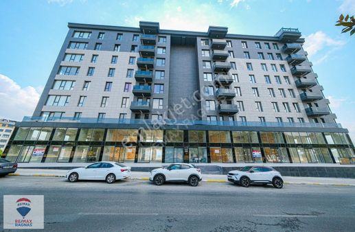 Atalar Bulvar'da Kurtköy Aydos Cadde Cepheli 42m² Kiralık Dükkan