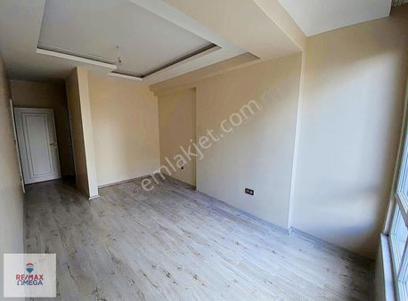 Başiskele Zeray Güneş Sit. Satılık 3+1 Daire