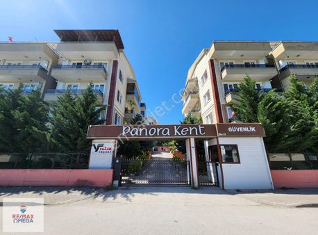 İzmit Gündoğdu Merkezi Konum Site İçi Kiralık 3+1 Çatı Dubleks