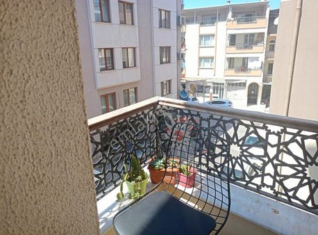 Merkez'de Yokuşu Bulunmayan Köşe Daire Satılık 2+1 Daire...