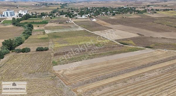Tekirdağ Saray Yuvalı'da Köye Yürüme Mesafesinde Yer