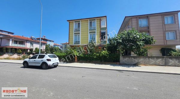 Karasu Merkezi Konumda Okul Karşısı Mutfak Ayrı Geniş 2+1