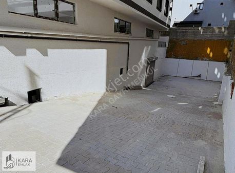 Kanarya Mah'de 2+1 90 M2 Ön Cephe Satılık Daire