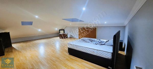 Adalet Mah'de Şehrin Merkezinde Özel Yapım Satılık Dublex Daire