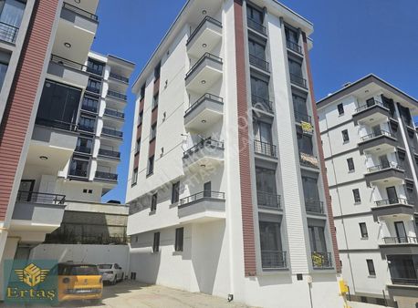 Körfez'de Gizli Mutfaklı Yüksek Kredili Satılık 1+1 Daireler