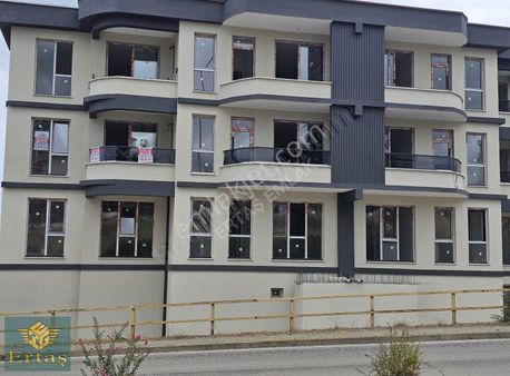 Toplu Konut Bulv Cephe Deniz Manzarlı Yüksek Kredili Satılık 1+1