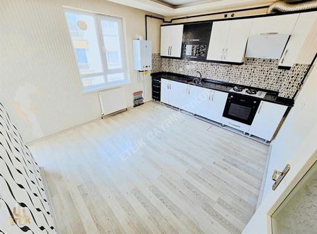 Etlik Gayrimenkul'den Ovacık'da 3+1 3.katta Fırsat Daire !!!!