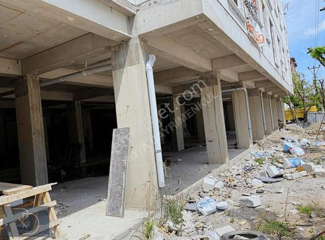 Yeniyalı Mahallesi'nde Kurumsal Firmalara Kiralık 350 M2 İş Yeri