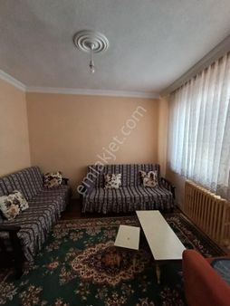 Orhangazi Mahallesinde Satılık 2+1 Bahçeli Ev