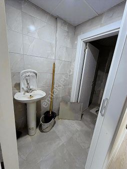 Yıldız Emlak'tan Satılık 2,5+1 Daire Giriş Kattır