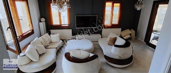 Turyap'tan Selimpaşa'da Kiralık Eşyalı 4+1 Bahçeli Villa