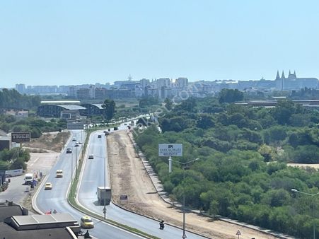 Antalya Turizm Yolu Caddesi Üzeri Deniz Orman Manzaralı 2+1