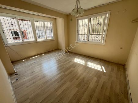 Prestij'den Üçocak'ta Full Yapılı Geniş Oturumlu 2+1 Daire