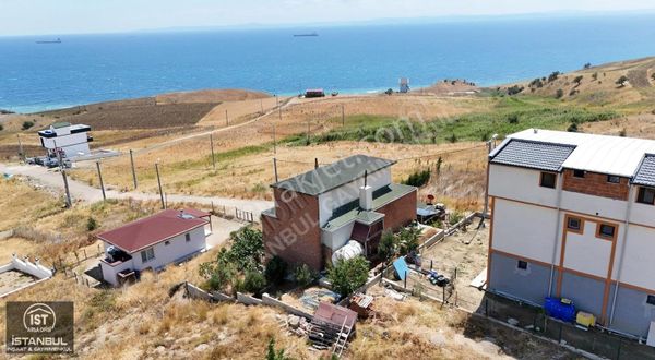 Tekirdağ Şarköy'de Deniz Manzaralı Müstakil Bahçeli Yazlık!!