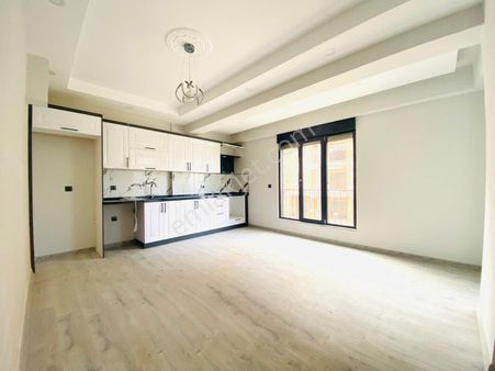 Yükselden Altınkumda Sıfır Ultra Lüx Devasa M2 Satılık 1+1 Daire