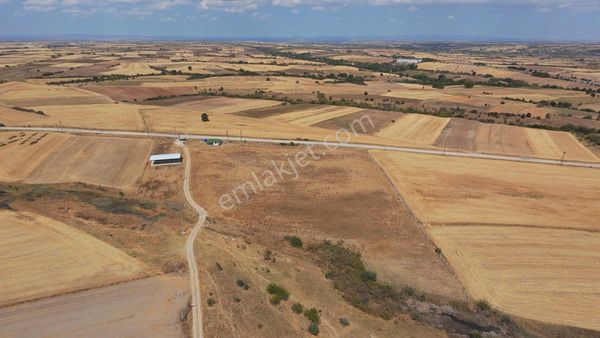 İstanbul’a Yakın 23 Dönüm Arazi – Elektrik, Su Ve Ev Mevcut!