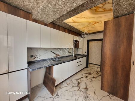 Demiröz Gayrimenkulden Kfevzi Çakmakta Katta Yapılı Geniş 2+1 Daire