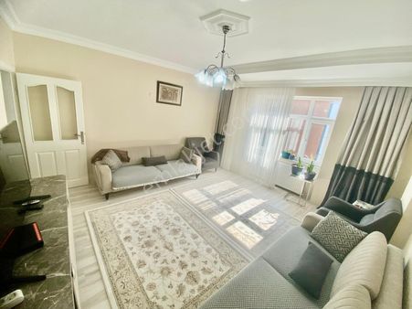 Üç Kardeşler'den İsmetpaşa Mh 4+2 Bağımsız Girişli 265m2 Devasa Dublex