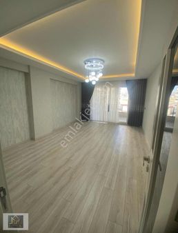 Yenicezaevi Civarı Satılık 4.5+1