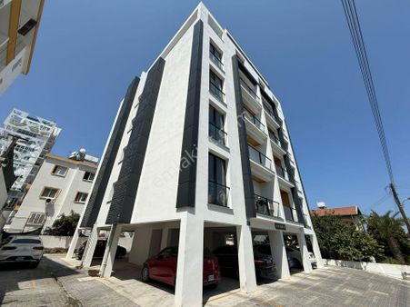 Girne'nin Merkezinde Hemen Teslim Satılık 2+1 Daire !!