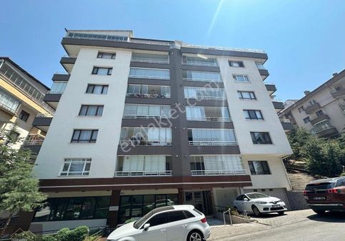 Reşadiye'den Dikmen Osman Temiz Mah. Dikmen Cad'sine Çok Yakın 3+1 140 M2 4 Kat Daire