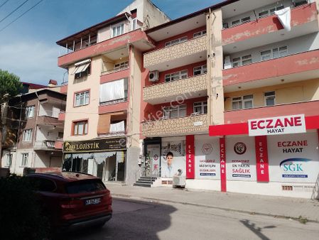 Körfez Mimarsinan Mah 2+1 İçi Yapılı Masrafsız 130 M2