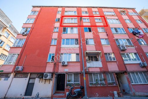 C21 Cius; Balıkpazarı'nda 2+1 Ara Kat Doğalgazlı Satılık Daire