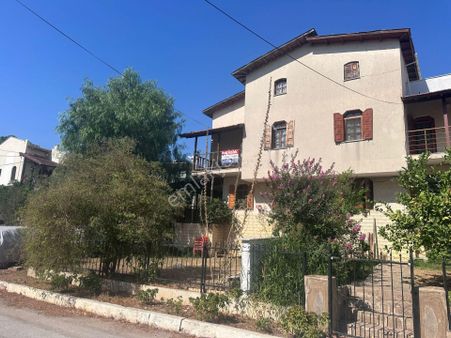 Remax Arma'dan Gümüldür'de Kıralık Yazlık