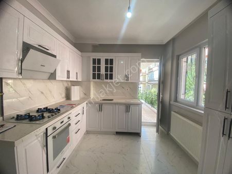 Koza Emlak'tan Pınarbaşı Mahalesinde Lüx Yapılı Harika Konumda Dubleks Daire