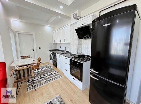 Meral Yapı Gayrımenkul'den Ultra Luks Eşyalı Satılık Daire