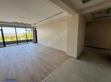 Viv Gölbaşı Sitesi'nde Satılık 4+1 Lüks Sıfır Daire