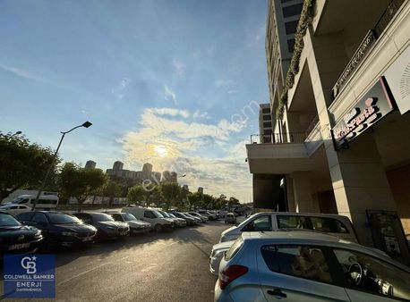 Bahçeşehir Gölet Parka Komşu Devren Butik Pasta & Cafe