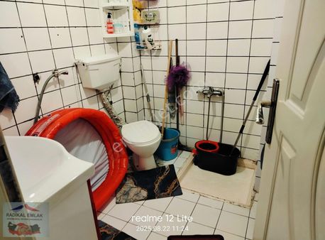 Tekeler Mah.2+1 Arakat D.gazlı Asansörlü Otoparklı Satılık Daire