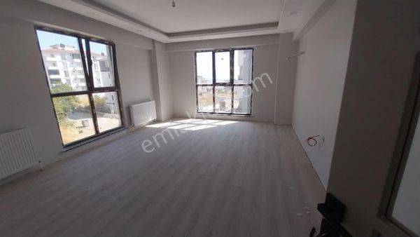 Ekşioğlu 'dan Tekirdağ Süleymanpaşa Atatürk Mahallesi Satılık Daire 3+1