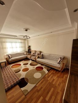 Deliktaş Mah Emniyet Yakını Satılık Temiz Bakımlı 2+1 Daire